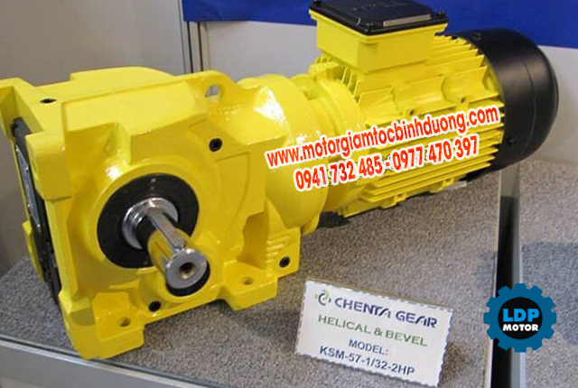 motor-giam-toc-chenta-banh-rang-con